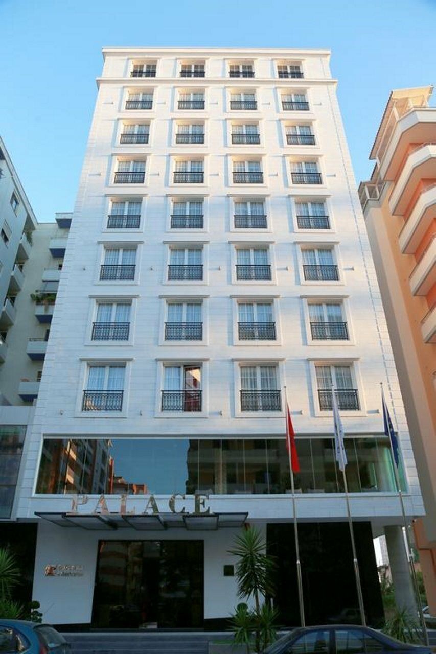 Hotel Palace Vlorë Exteriér fotografie